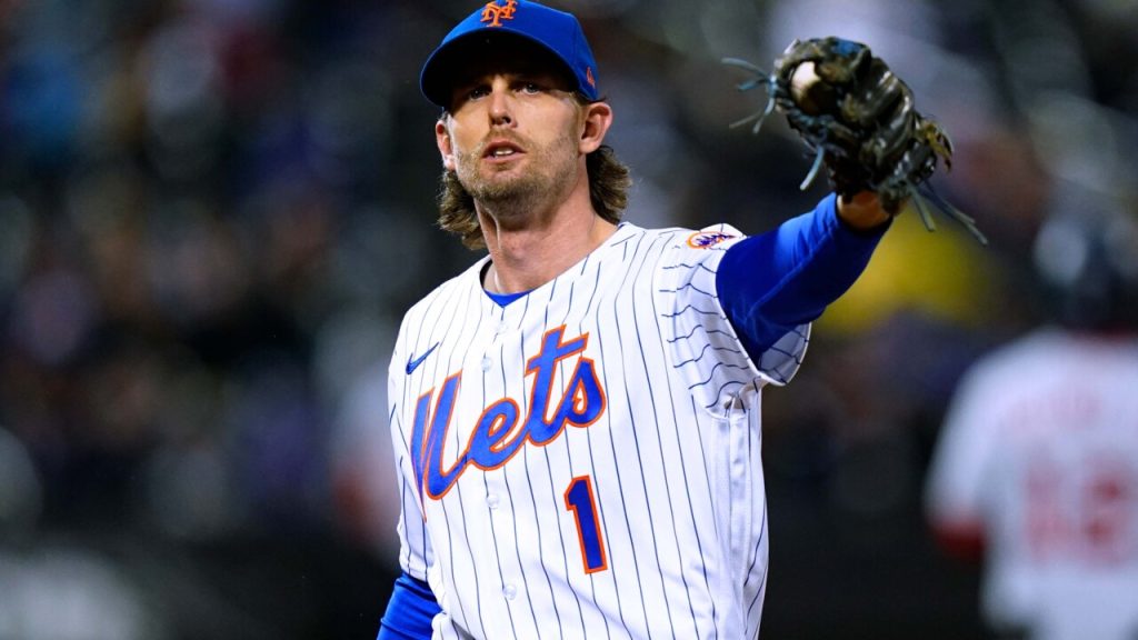 After quick playoff exit, 101-win Mets eye busy offseason