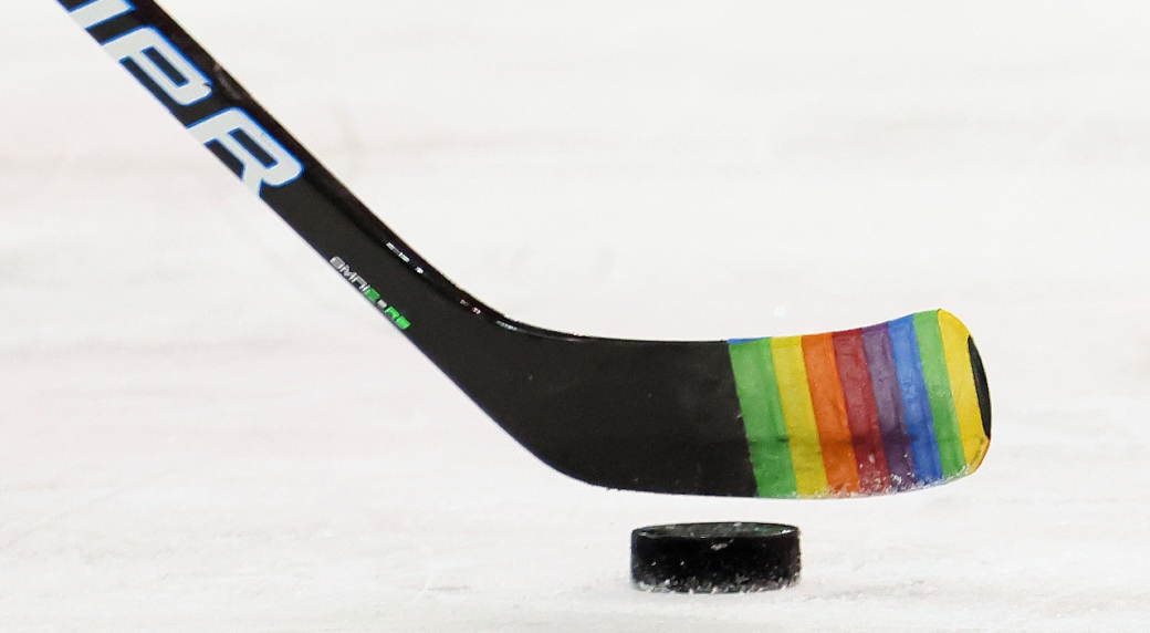 Maple Leafs decide hours before game to not wear Pride sweaters in warmup?