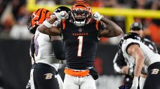 Bengals&#8217; defensive TD propels them to playoff victory over Ravens