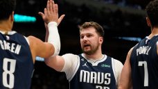 NBA Roundup: Luka Doncic drops 34, Mavericks staunch defenively in win