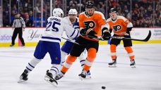 Timmins scores first career NHL goal as Maple Leafs end Flyers&#8217; winning streak