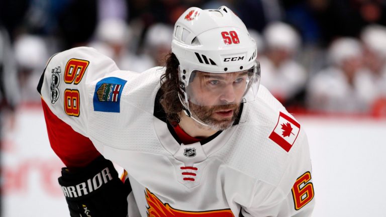 Former Calgary Flames right wing Jaromir Jagr waits for a face-off against the Colorado Avalanche during the second period of an NHL hockey game Saturday, Nov. 25, 2017, in Denver. (David Zalubowski/AP)