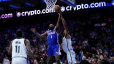 NBA Roundup: 76ers edge Nets; Warriors&#8217; Curry ejected for throwing mouthpiece