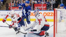 Maple Leafs celebrate Tavares&#8217; 1000th game with win over Capitals