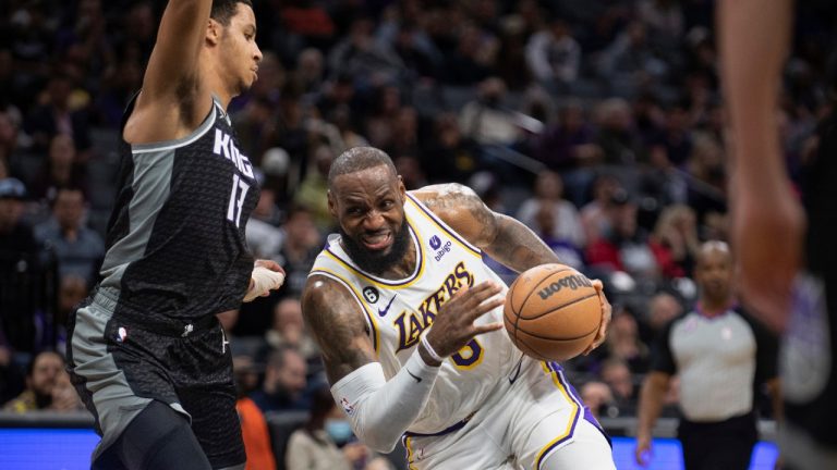 Los Angeles Lakers forward LeBron James (6) drives against Sacramento Kings forward Keegan Murray (13) during the second half of an NBA basketball game in Sacramento, Calif., Saturday, Jan. 7, 2023. The Lakers won 136-134. (José Luis Villegas/AP)