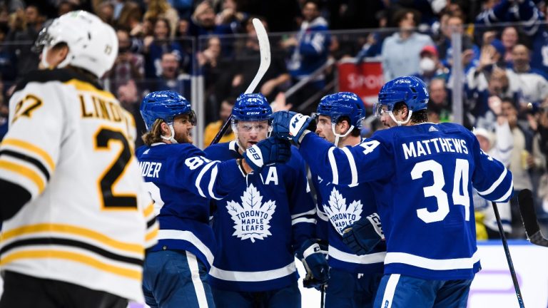 Toronto Maple Leafs celebrate after forward Auston Matthews (34) scored during second period NHL hockey action against the Toronto Maple Leafs, in Toronto on Saturday, Nov. 5, 2022. (CP)