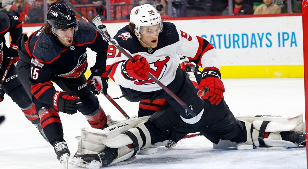 Devils score 6 to snap 7-game losing streak with win over Oilers
