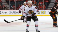 &#8216;I never gave up&#8217;: U of A grad Philp notches first NHL point as Blackhawks beat Flames