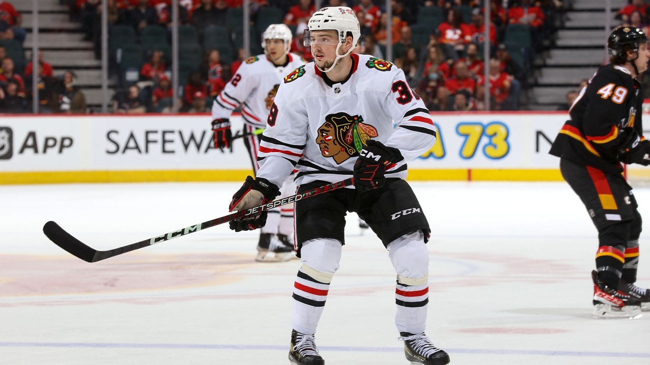 Blackhawks' Luke Philp Scores First NHL Point Under Perfectly