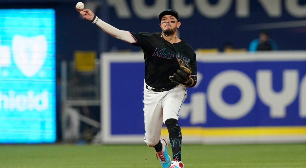 Dodgers acquire Miguel Rojas from Marlins, adding infield depth – Orange  County Register
