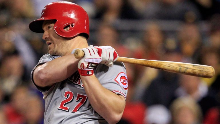 Cincinnati Reds' Scott Rolen drives in the tying run off Pittsburgh Pirates relief pitcher Jason Grilli in the eighth inning of a baseball game in Pittsburgh. (Gene J. Puskar/AP)