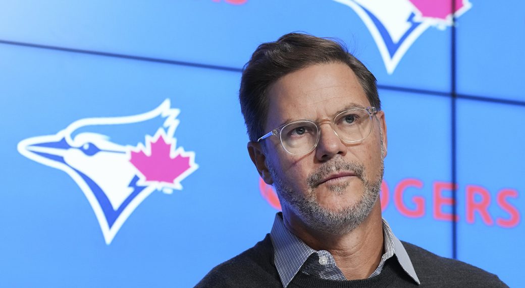 The BIGGEST Public Toronto Blue Jays Signing Event of 2022 presented by FW  Sports