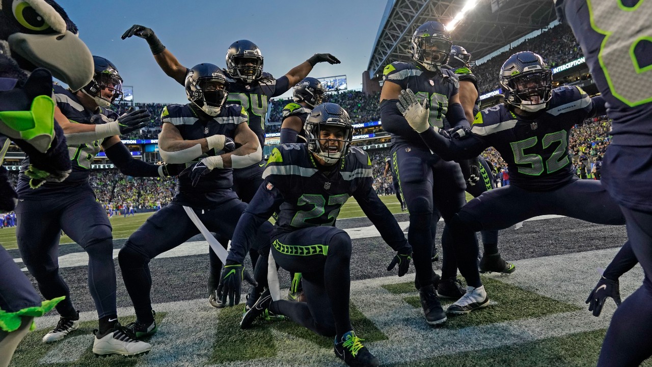 Watch: Seahawks' wild OT finish to beat Rams 19-16, keep season alive -  Seattle Sports