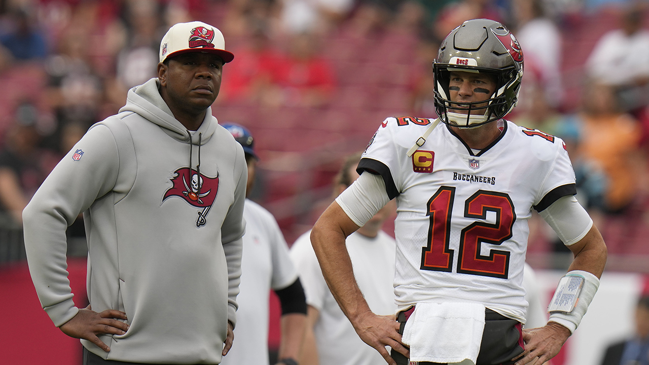 Todd Bowles after loss to Steelers: Bucs living off recent Super Bowl 'are  living in a fantasy land'