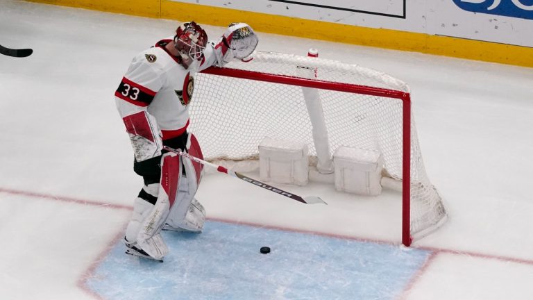 Ottawa Senators goaltender Cam Talbot pauses after giving up a goal during the first period of an NHL hockey game against the St. Louis Blues Monday, Jan. 16, 2023, in St. Louis. (Jeff Roberson/AP Photo)