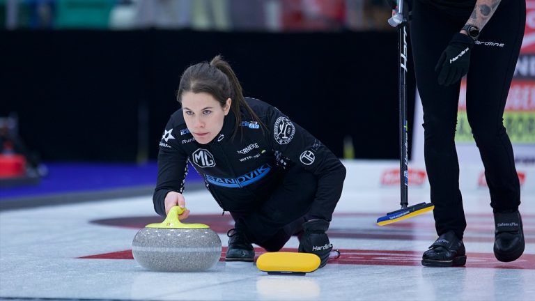 Anna Hasselborg in action during the second draw of the Co-op Canadian Open on Tuesday, Jan. 10, 2023, in Camrose, Alta. (Anil Mungal/GSOC)