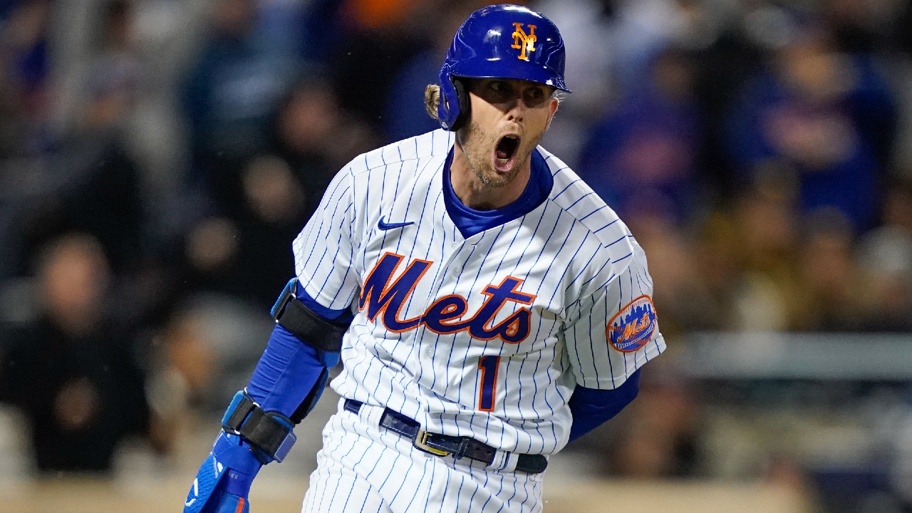 Jeff McNeil Hit His Way to a Four-Year Extension
