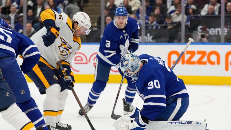 Nashville Predators centre Matt Duchene (95) is stopped Toronto Maple Leafs goaltender Matt Murray (30) during first period NHL action in Toronto. (Frank Gunn/CP)