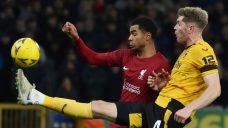 Liverpool beats Wolves, keeps alive FA Cup title defence