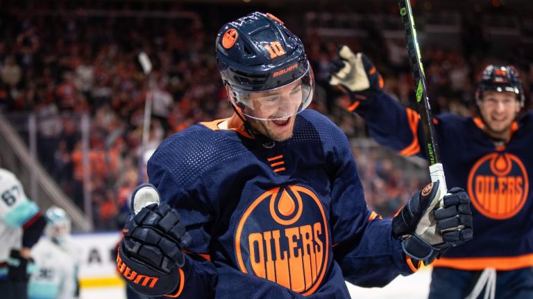 Edmonton Oilers' Derek Ryan (10) celebrates a goal against the Seattle Kraken during second period NHL action in Edmonton on Tuesday January 17, 2023. (Jason Franson/THE CANADIAN PRESS)