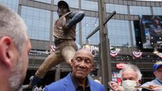 Baseball Hall of Famer Ferguson Jenkins to have statue erected in Chatham, Ont.