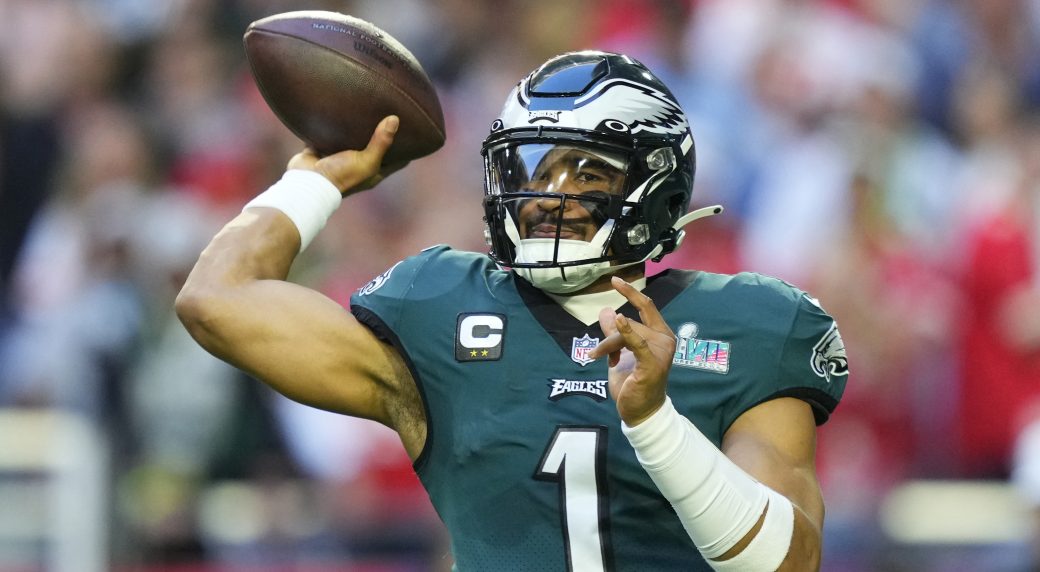 Eagles, QB Jalen Hurts agree to 5-year contract extension - CBS Philadelphia