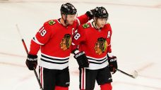 How Blackhawks are treating Jonathan Toews, Patrick Kane as deadline looms