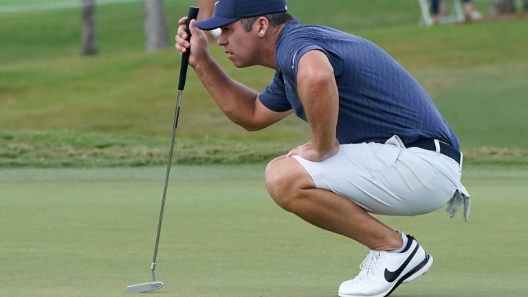 Paul Casey lines up a putt on the 16th hole during the second round of the LIV Golf Team Championship at Trump National Doral Golf Club, Saturday, Oct. 29, 2022, in Doral, Fla. (Lynne Sladky/AP)