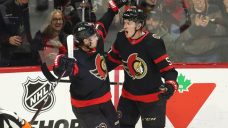 Stutzle nets a pair, extends point streak to power Senators past Blues