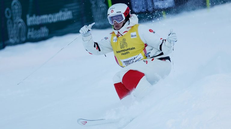 Mikael Kingsbury, of Canada, competes in the men's moguls World Cup race, Thursday, Feb. 2, 2023, in Park City, Utah. (AP)