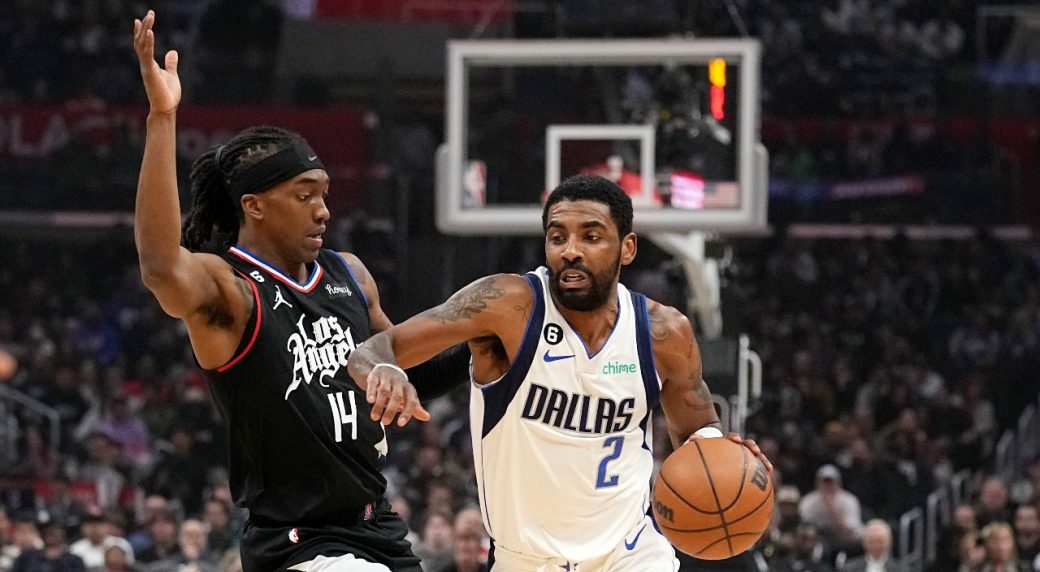 Irving debuts in Dallas not wanting to talk about future