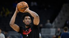 Raptors&#8217; Young leaves game vs. Magic with left knee strain