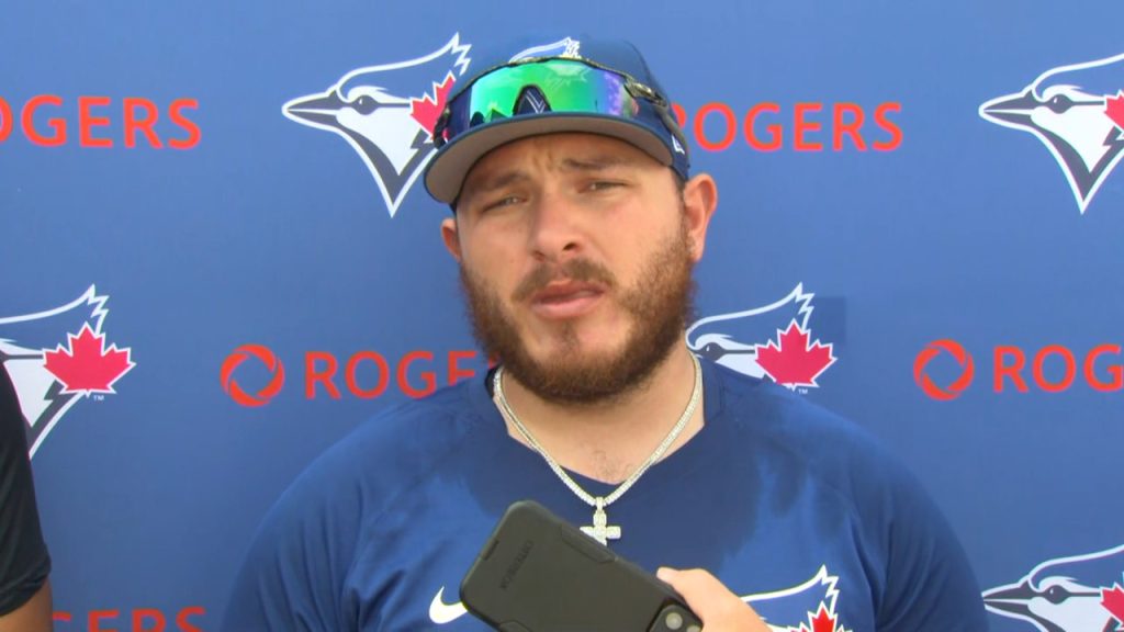 Baby Kirk arrives for Blue Jays catcher and his wife