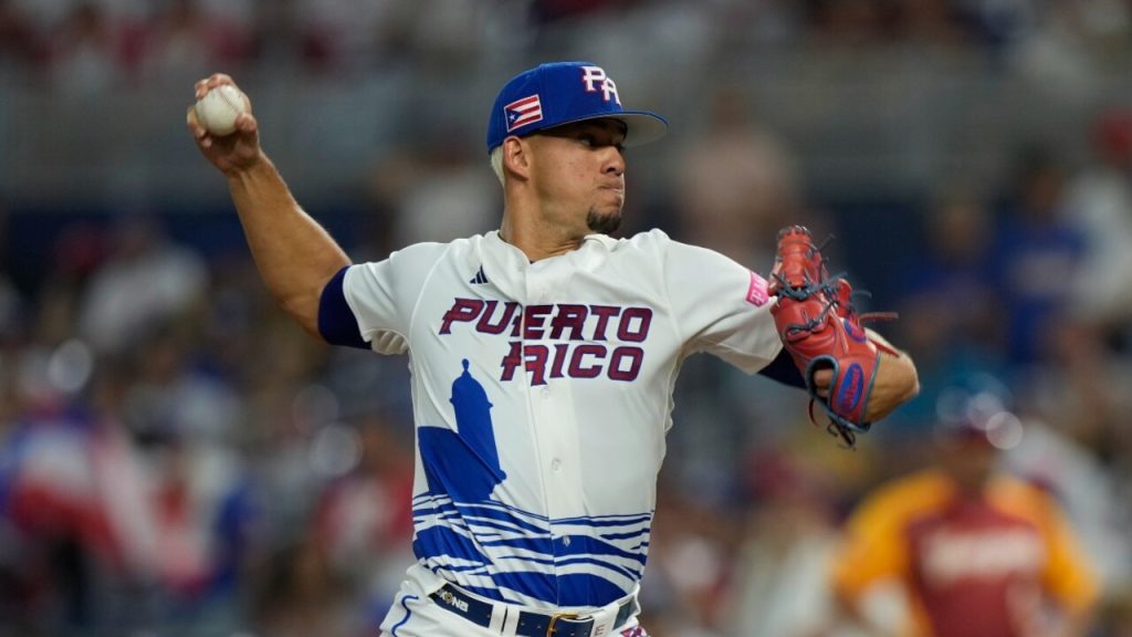 Twins' Jose Berrios eager to pitch again in WBC