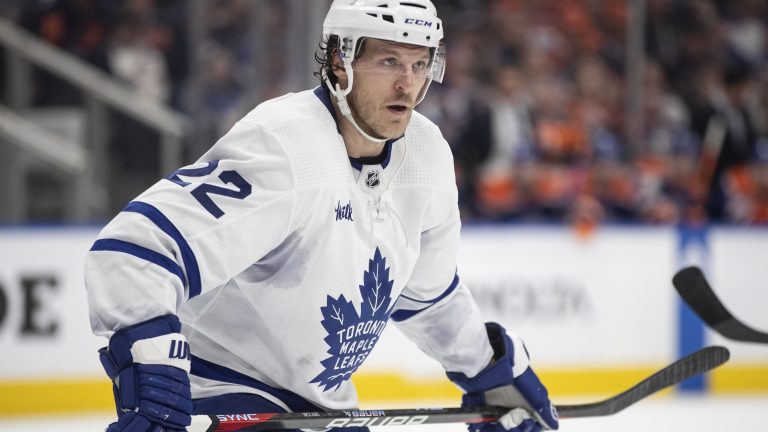 Toronto Maple Leafs' Jake McCabe (22) plays against the Edmonton Oilers during second period NHL action in Edmonton on Wednesday March 1, 2023. (Jason Franson/CP)