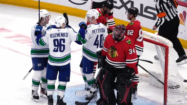 Tongue-wagging Jakub Vrana flexes after scoring second goal on