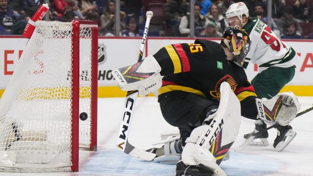 Goals by Gabe Vilardi and Anze Kopitar lift Kings over Canadiens