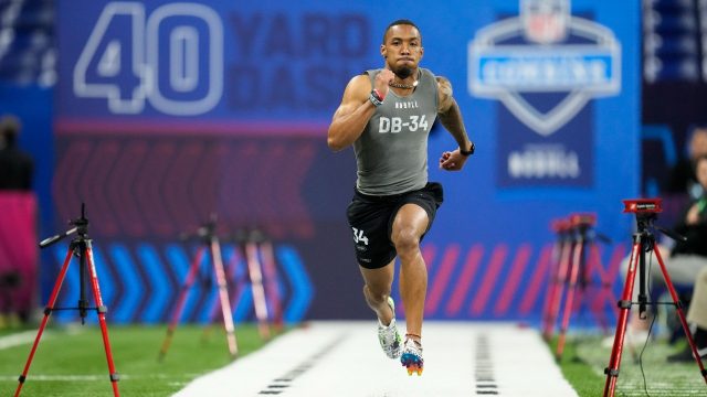 Tight Ends Run the 40-Yard Dash at the 2023 NFL Combine 