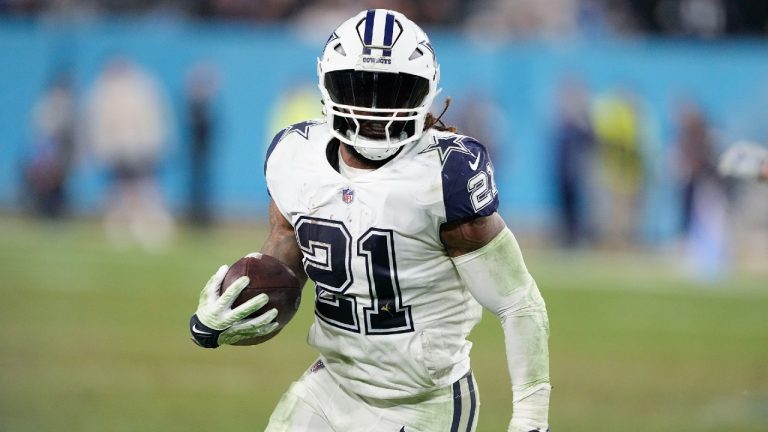 Dallas Cowboys running back Ezekiel Elliott (21) runs against the Tennessee Titans during the second half of an NFL football game, Thursday, Dec. 29, 2022, in Nashville, Tenn. (Chris Carlson/AP)