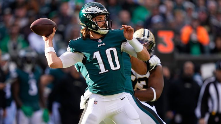 Philadelphia Eagles quarterback Gardner Minshew passes in the first half of an NFL football game against the New Orleans Saints in Philadelphia, Sunday, Jan. 1, 2023. (Matt Rourke/AP) 