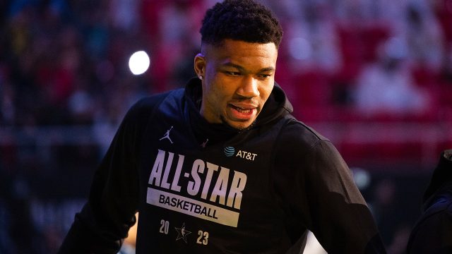 Bucks' Giannis Antetokounmpo joins Brewers' ownership group