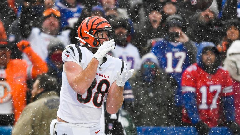 Cincinnati Bengals tight end Hayden Hurst (88) makes a touchdown catch against the Buffalo Bills during the first quarter of an NFL division round football game, Sunday, Jan. 22, 2023, in Orchard Park, N.Y. (Adrian Kraus/AP)