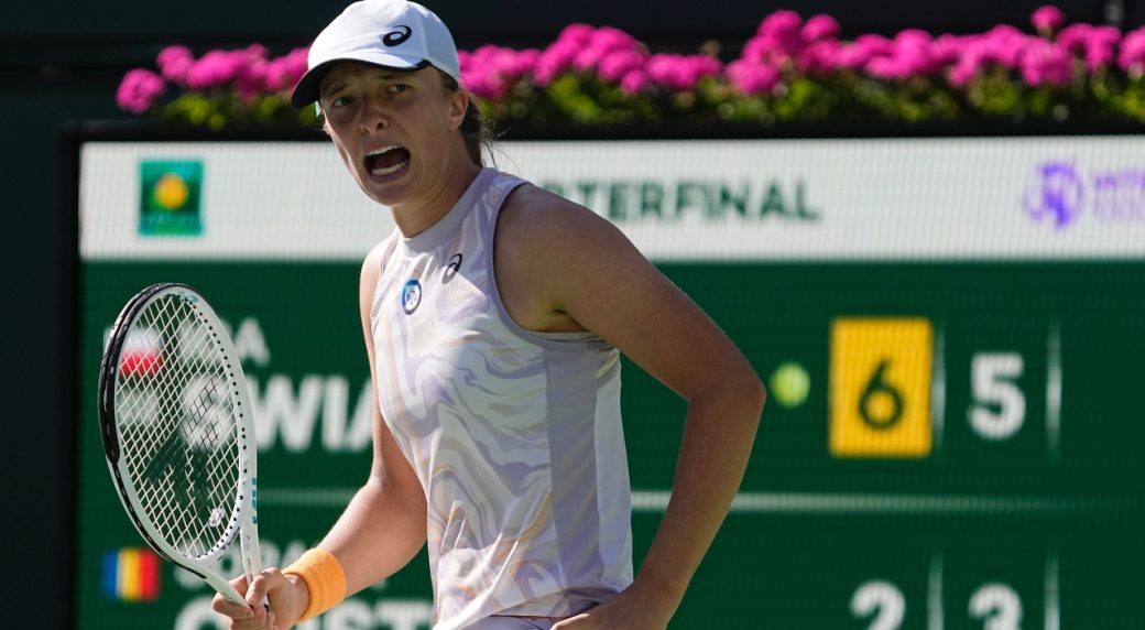 Iga Swiatek, Elena Rybakina reach semifinals at Indian Wells