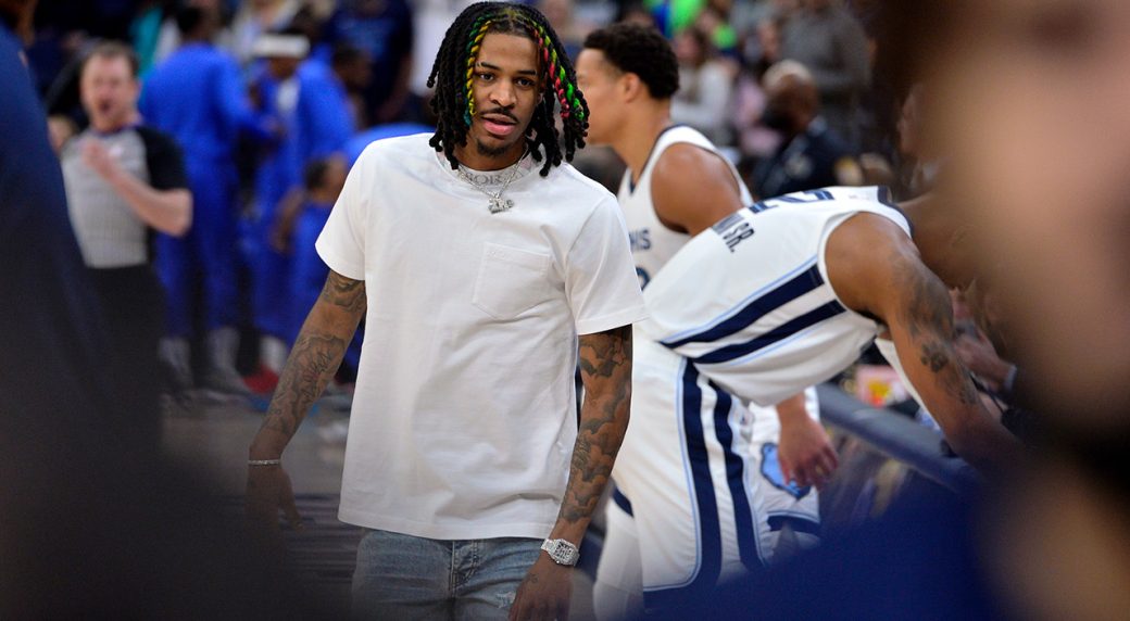 Ja Morant of the Memphis Grizzlies arrives to the game against the LA