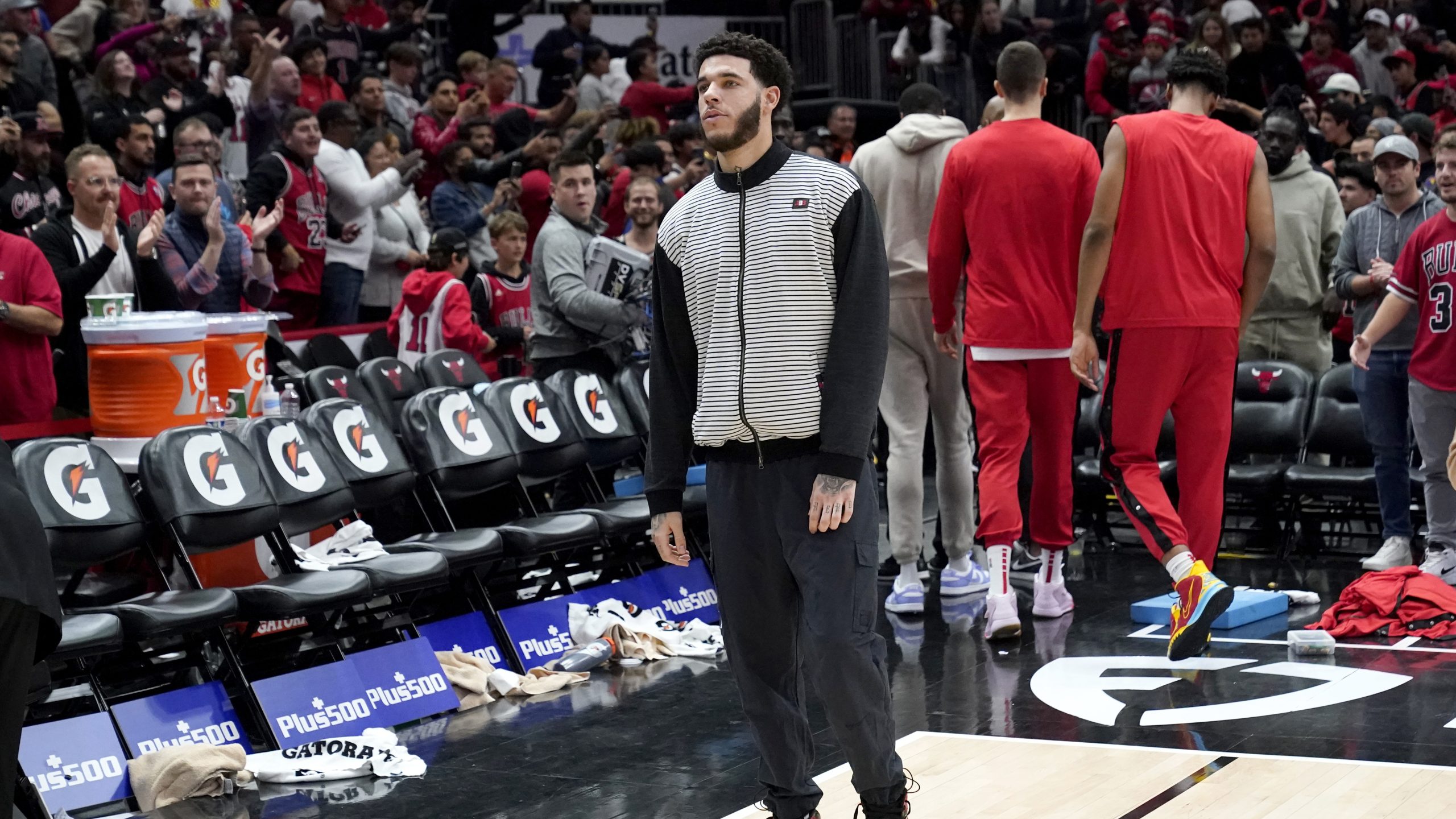 Lonzo Ball says he still hopes to play for Bulls this season