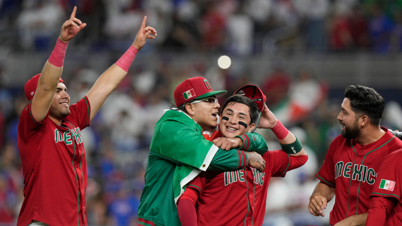 Isaac Paredes after Team Mexico's win to advance to WBC semifinals, Mexico,  Tampa Bay Rays, World Baseball Classic