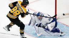 NHL Roundup: Bruins win sixth in a row to clinch Atlantic Division