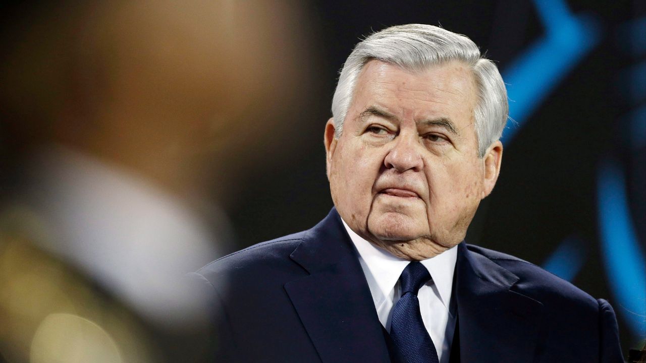 Carolina Panthers general manager Marty Hurney, left, answer a question as  team owner Jerry Richardson, right, looks on during a news conference about  the NFL football team in Charlotte, N.C., Tuesday, Jan.