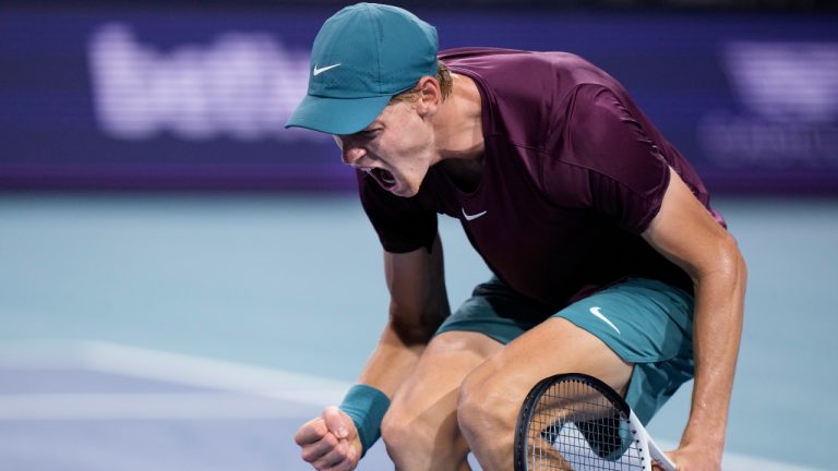 Jannik Sinner, of Italy, celebrates after winning a set against Carlos Alcaraz, of Spain, during the Miami Open tennis tournament, Friday, March 31, 2023, in Miami Gardens, Fla. (Wilfredo Lee/AP)