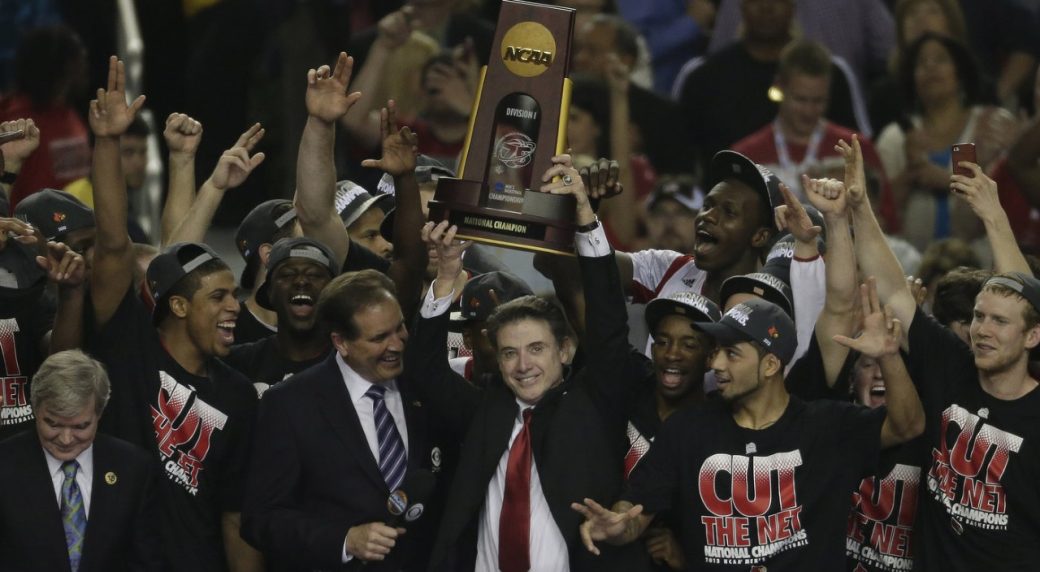 Rick Pitino signs with St. John's